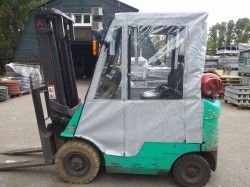 Пластиковая кабина на MITSUBISHI 1,5т серия NT