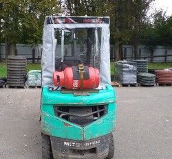 Пластиковая кабина на MITSUBISHI 1,5т серия NT