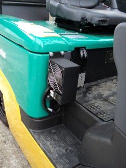 Металлическая кабина на электропогрузчики Komatsu 2,5т