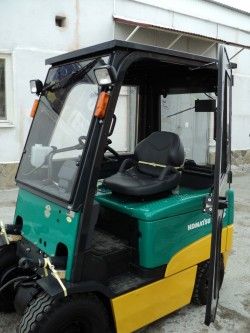 Металлическая кабина на электропогрузчики Komatsu 2,5т
