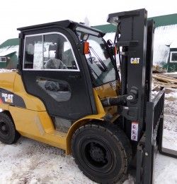 Металлическая кабина на погрузчик Caterpillar DP50CNT