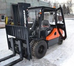 Металлическая кабина на погрузчик Doosan 3,5-5т (5 серия)