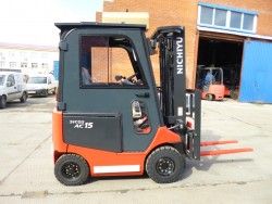 Металлическая кабина на погрузчик Nichiyu FB15-18