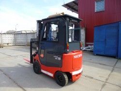 Металлическая кабина на погрузчик Nichiyu FB15-18