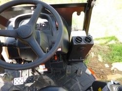 Металлическая кабина на трактор KIOTI