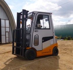 Металлическая кабина на Волжский электропогрузчик 1,5-1,8т