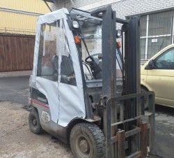 Пластиковая кабина на NISSAN