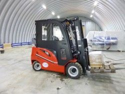 Металлическая кабина на электропогрузчик Maximal 3,5т