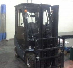  Металлическая кабина на погрузчик Royal 1,5т