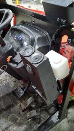 Металлическая кабина на трактор KIOTI CK3510