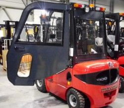 Металлическая кабина на погрузчик Maximal 1,5-1,8т