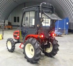 Металлическая кабина на трактор Branson 3100