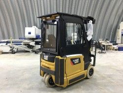 Металлическая кабина на электропогрузчик Caterpillar EP16ACNT