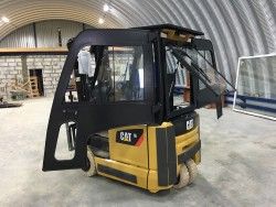Металлическая кабина на электропогрузчик Caterpillar EP16ACNT