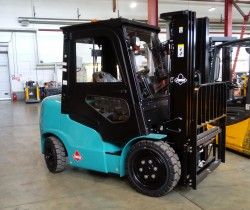 Металлическая кабина на погрузчик Ameise 2-3,5т