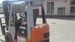 Пластиковая кабина на погрузчик Dalian 1,5т