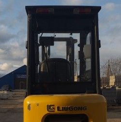 Металлическая кабина на погрузчик LiuGong 1,5т CPCD