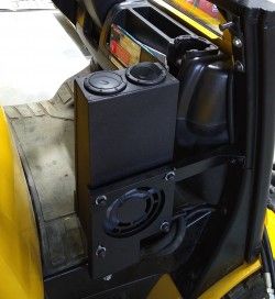 Металлическая кабина на погрузчик Yale GP16VX специсполнение под набивные стеллажи Металлическая кабина на погрузчик Yale GP16VX специсполнение под набивные стеллажи