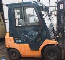 Металлическая кабина на погрузчик Toyota 1,5-1,8т, 7 серия