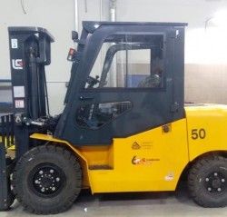 Металлическая кабина на погрузчик LiuGong 5т