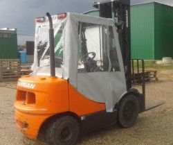 Пластиковая кабина на погрузчик DoosanDaewoo 25-35 (5 серия)