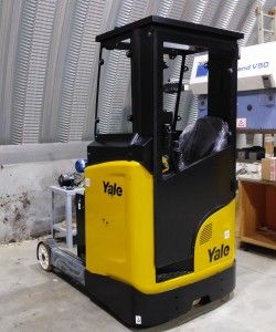 Металлическая кабина на ричтрак Yale MR16N