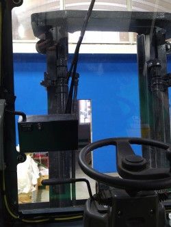 Металлическая кабина на электропогрузчик Dalian CPD25HB