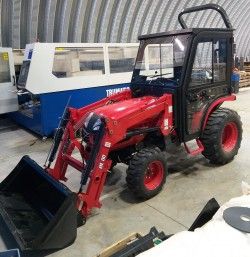 Металлическая кабина на трактор Shibaura SB25H