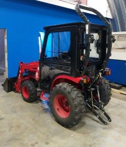 Металлическая кабина на трактор Shibaura SB25H
