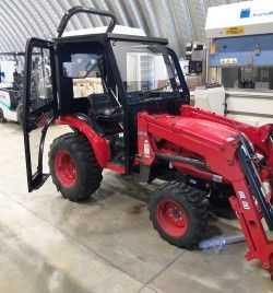 Металлическая кабина на трактор Shibaura SB25H