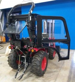 Металлическая кабина на трактор Shibaura SB25H