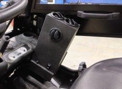 Металлическая кабина на погрузчик TCM 1,5т специсполнение под набивные стеллажи