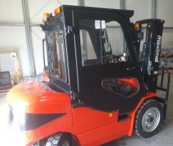 Металлическая кабина на погрузчик Maximal 2,5-3,5т (M3)