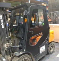 Металлическая кабина на погрузчик Doosan 2-3т G Plus