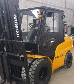 Металлическая кабина на погрузчик Hyundai 5т (9SA серия)