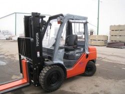 Пластиковые кабины на погрузчик TOYOTA, 8 серия