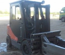 Металлическая кабина DOOSAN-DAEWOO 1,5-3,3 т