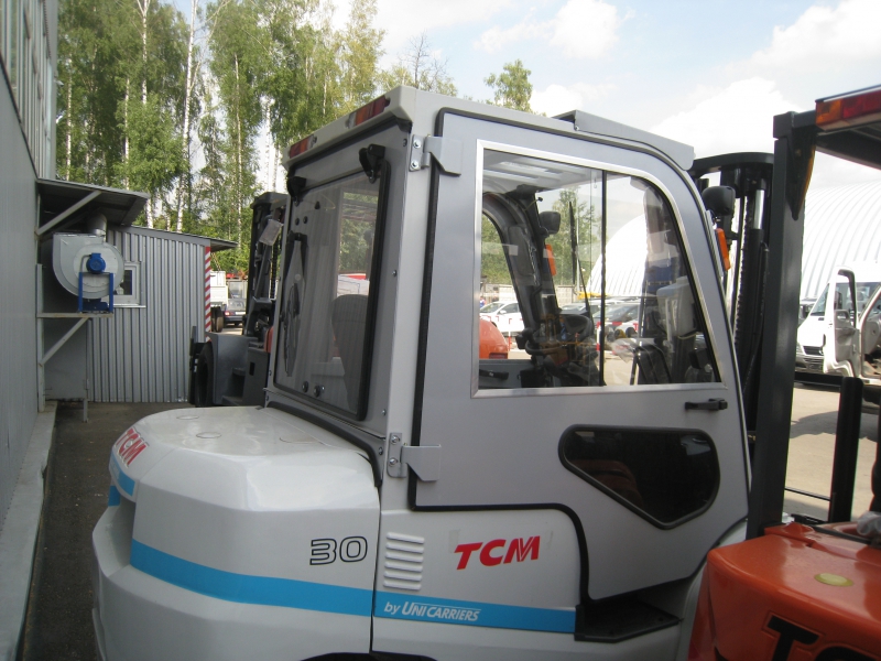 Металлическая кабина для погрузчиков серии TCM 1,5-3т серия Inoma