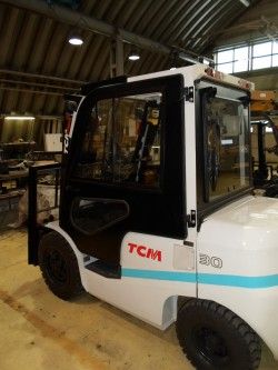 Металлическая кабина на погрузчик TCM 1,5-3т серия Inoma