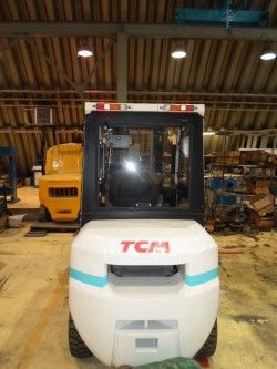 Металлическая кабина на погрузчик TCM 1,5-3т серия Inoma