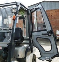 Металлическая кабина на погрузчик Nissan 1,5-3,5т