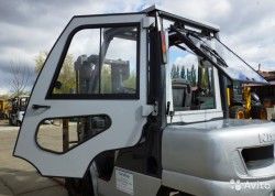 Металлическая кабина на погрузчик Nissan 1,5-3,5т