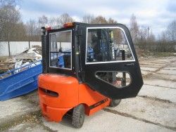 Металлическая кабина на погрузчик Chery 1,5т