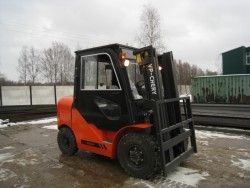 Металлическая кабина на погрузчик CHERY 5т