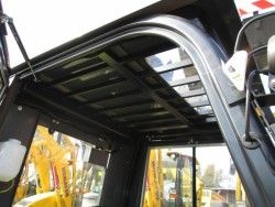 Металлическая кабина на погрузчик CLARK 5т