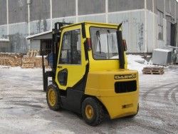 Металлическая кабина на погрузчик DAEWOO 3,0 т Металлическая кабина на погрузчик DAEWOO 3,0 т