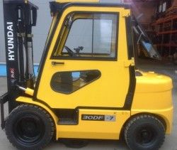 Металлическая кабина на погрузчик Hyundai 2-3,5т