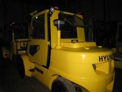 Металлическая кабина на погрузчик Hyundai 5т