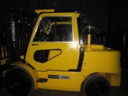 Металлическая кабина на погрузчик Hyundai 5т