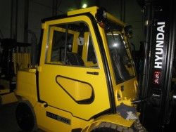 Металлическая кабина на погрузчик Hyundai 5т